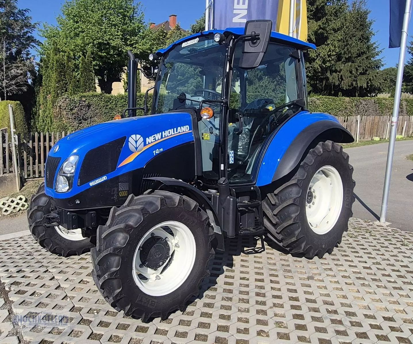 New Holland T4.75 V Tractor €49,917