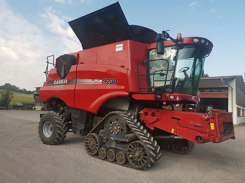 E-FARM: Case IH axialflow 9230 - Moissoneuse-batteuse - id UXYSBBH - 99 000 € - Année: 2011 - Lecture du nombre d'heure: 4 265,Allemagne