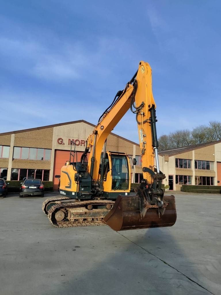 HYUNDAI hx 145 lcr Pelleteuse sur chenilles 65 000 €