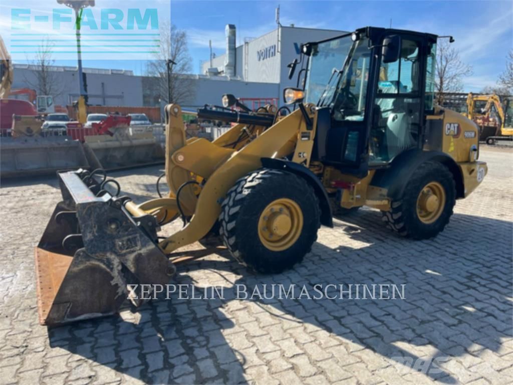 Caterpillar 906m Wheel loader €38,900