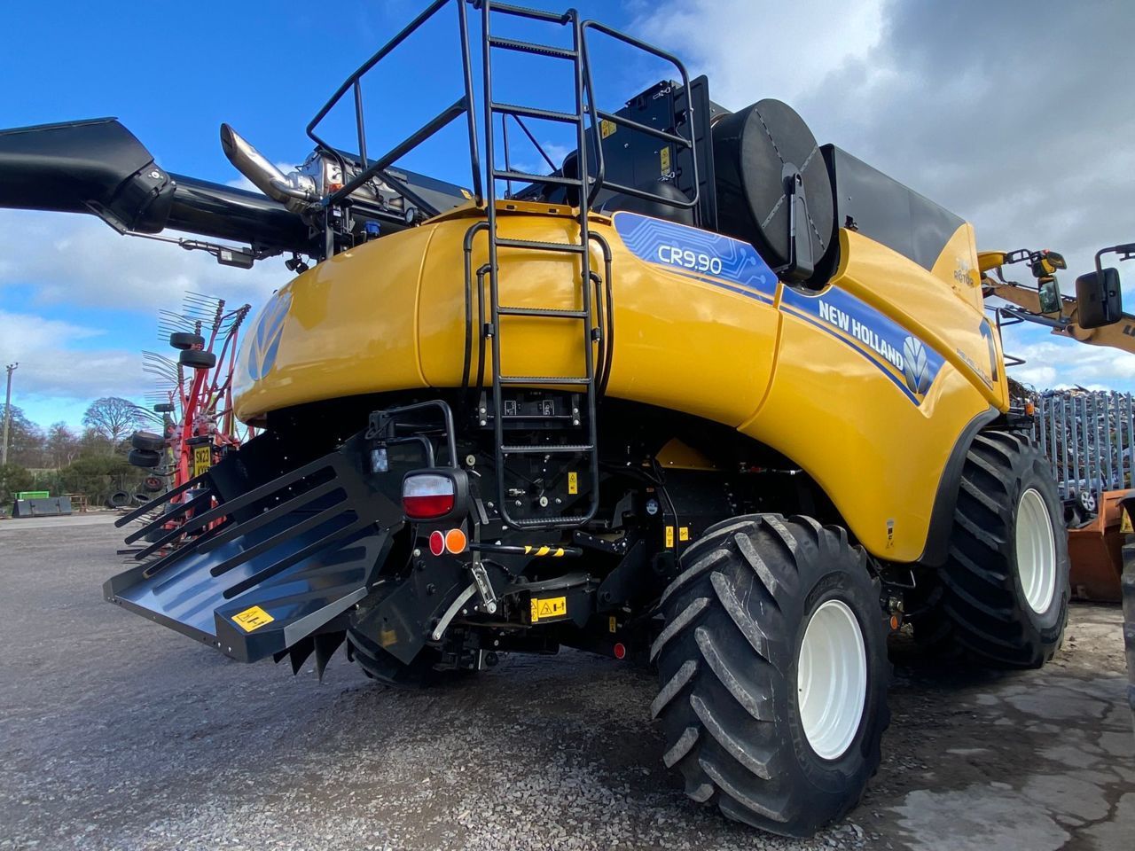 New Holland CR 9.90 Mietitrebbia