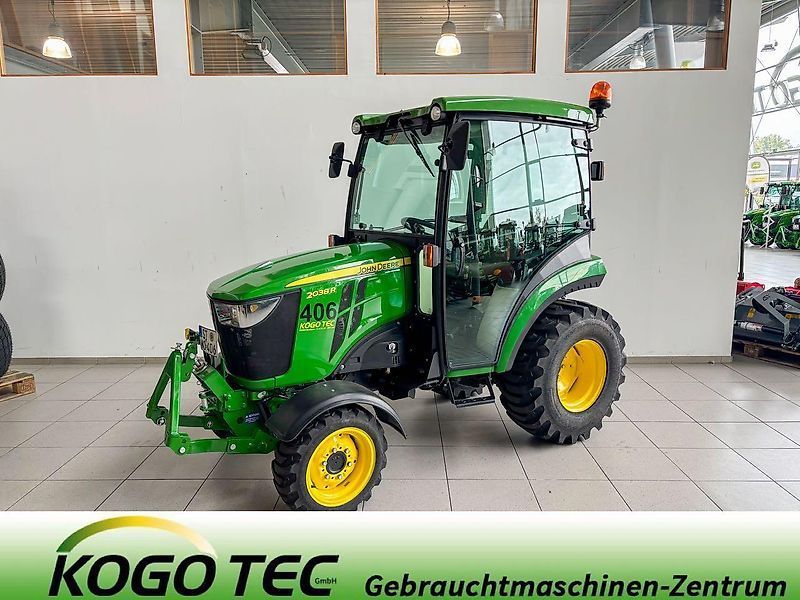 John Deere 2038 R Traktor 29.600 €