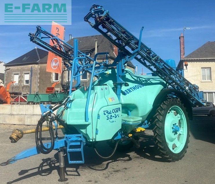Berthoud tracker 32-34 Sprayer €18,500