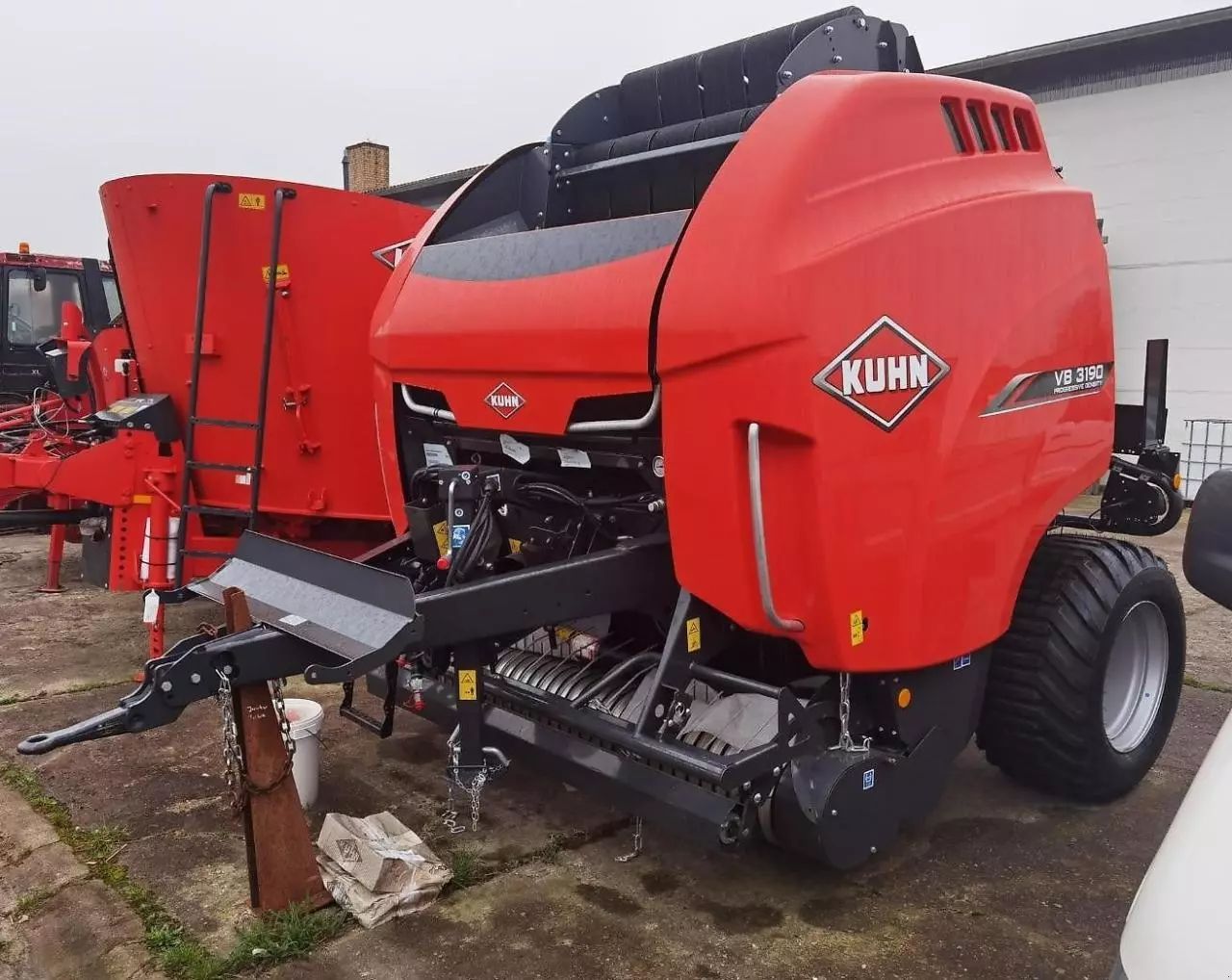 Kuhn VB 3190 Baler €52,800