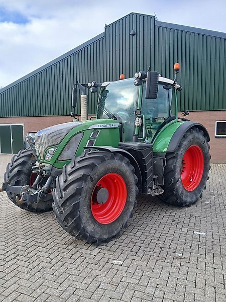 Fendt 724 Vario Profi Plus Traktor 67.500 €