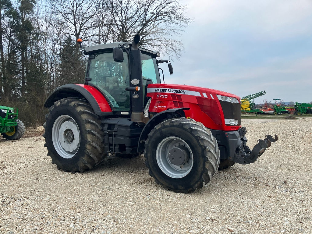 Massey Ferguson 8730 tractor 110 000 €