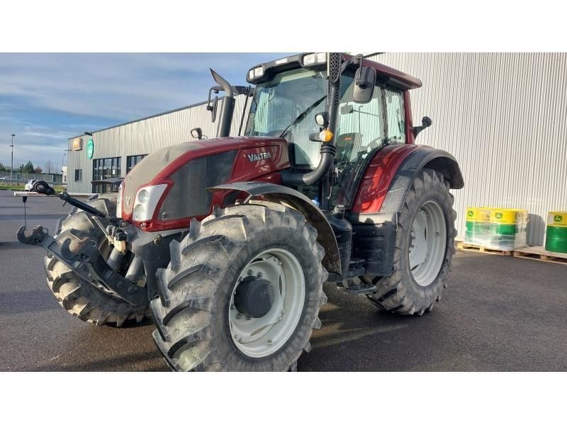 E-FARM: Valtra N163 - Tractor - id LZDBWUU - €58,000 - Year of construction: 2013 - Engine hours: 2,700,Engine power (HP): 160,France