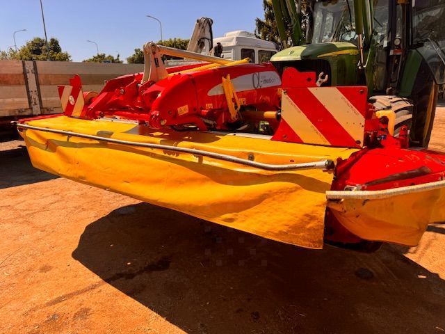 Pöttinger NovaCat 301 Alpha Motion Segadora 5000 €