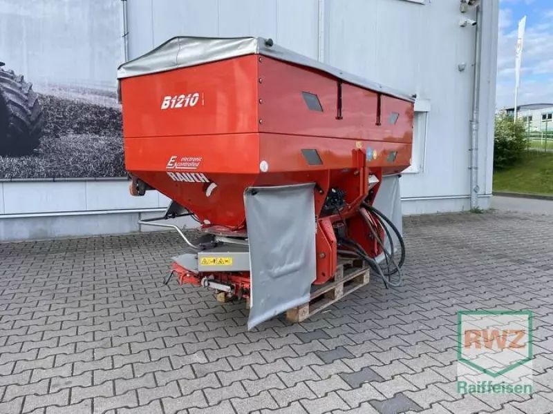 E-FARM: Rauch fertilizer spreader - Epandeur d'engrais - id PZSHJTZ - 5 500 € - Année: 2008 - Allemagne