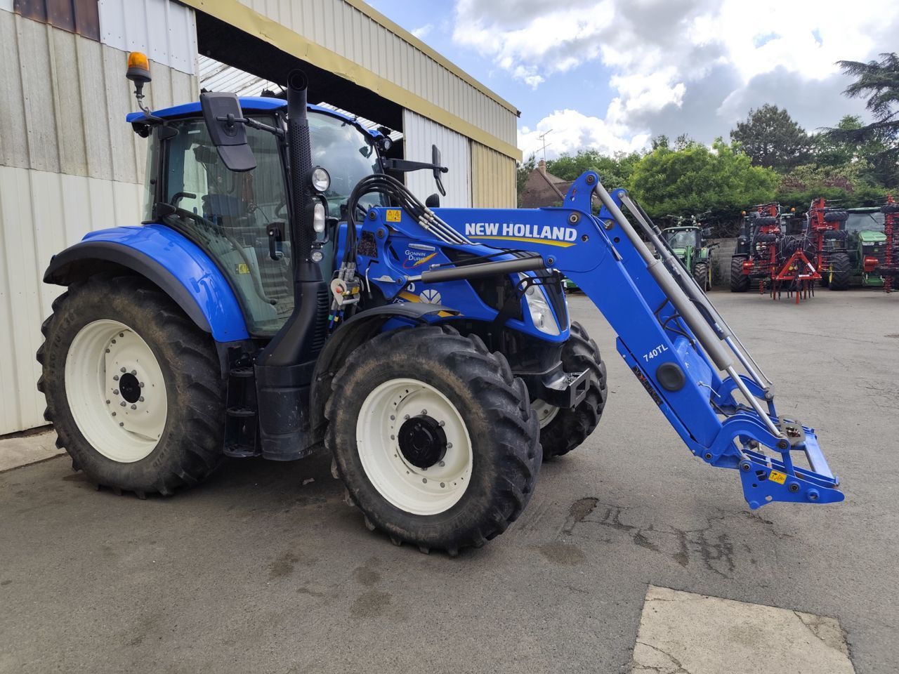 E-FARM: New Holland T5.110 EC - Traktor - id CXTXT3S - 57.000 € - Baujahr: 2020 - Abgelesene Motorstunden: 1.500,Motorleistung (PS): 110,Frankreich