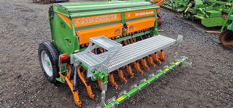 Amazone d9 2500 2,5m siewnik zbożowy 2017r redlicowy Siewnik rzędowy/agregat uprawowo-siewny 6040 €