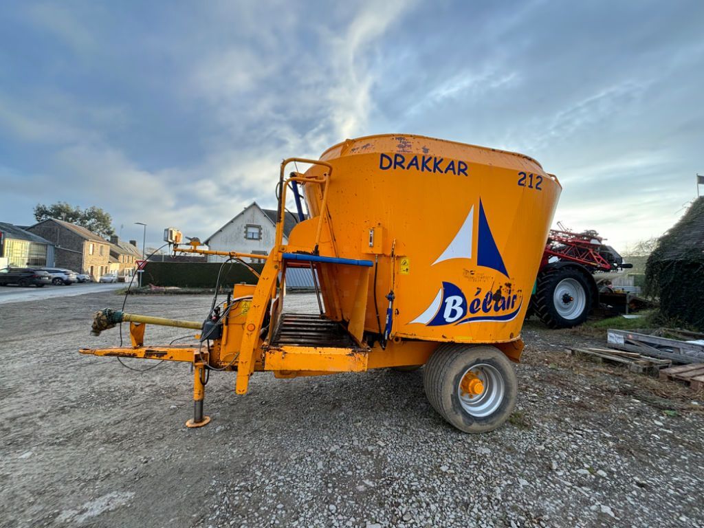 E-FARM: Belair drakkar - Mixer feeder - id 6JBGVW6 - €12,500 - Year of construction: 2010 - France