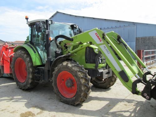E-FARM: Claas Arion 430 - Traktor - id NTQIJ37 - 52.000 € - Baujahr: 2015 - Abgelesene Motorstunden: 4.400,Motorleistung (PS): 110,Frankreich