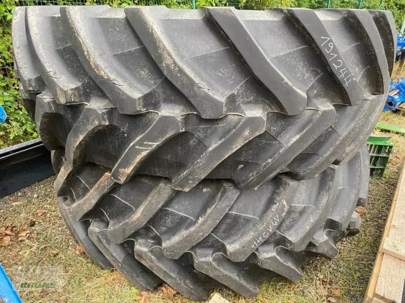 TRELLEBORG 710/75r42 if Wheel and track €7,500
