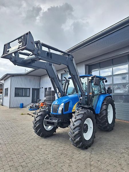 New Holland TL 100 A Trattore 31.008 €