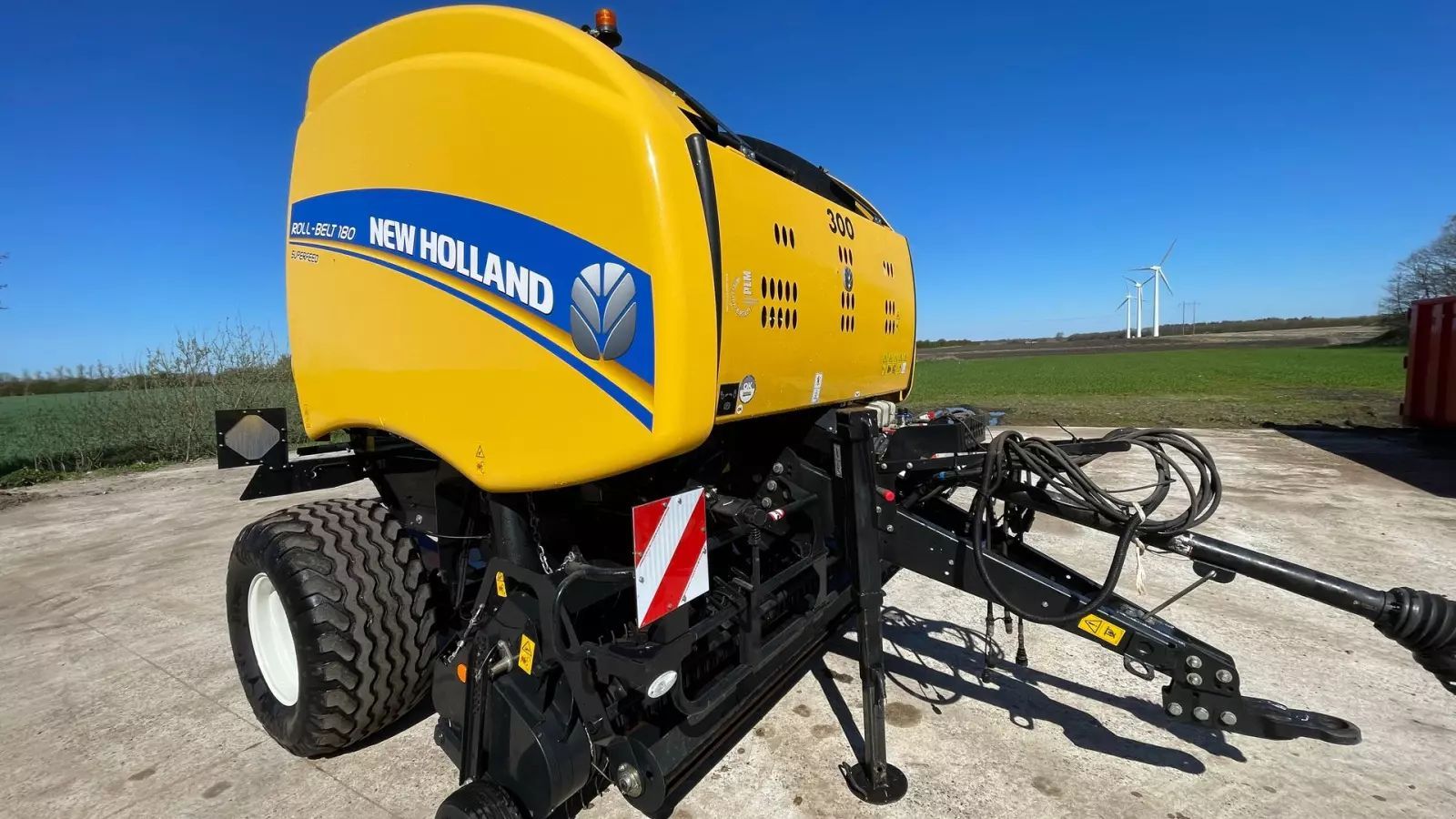 New Holland rb 180 super feed Baler €23,391
