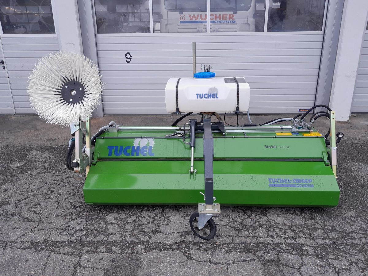 E-FARM: Tuchel plus 590 - Equipement municipal - id 88QLQMD - 7 500 € - Année: 2022 - Autriche