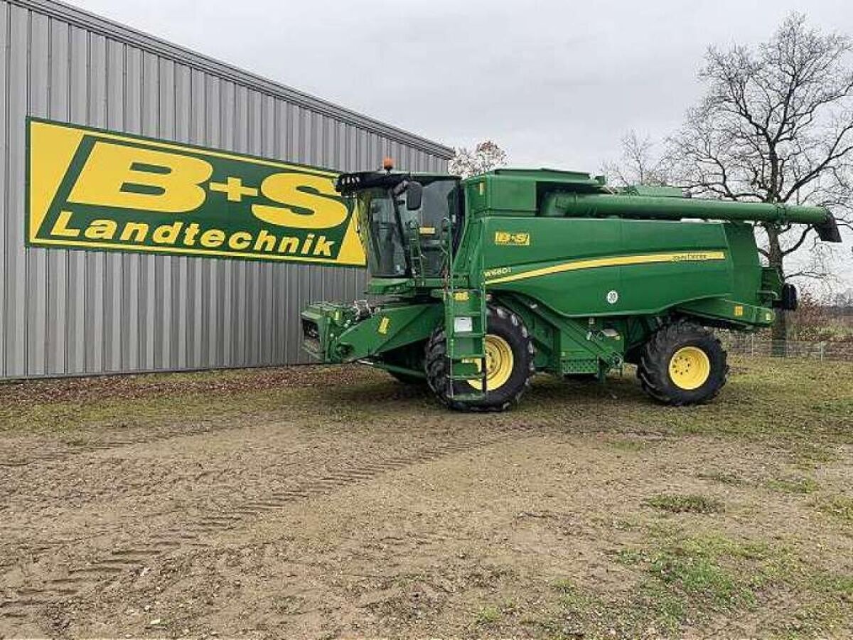 John Deere W 660 combine 187 000 €