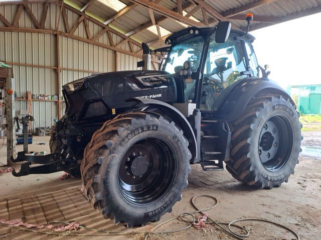 Deutz-Fahr AgroTron 7250 TTV Tractor €81,500