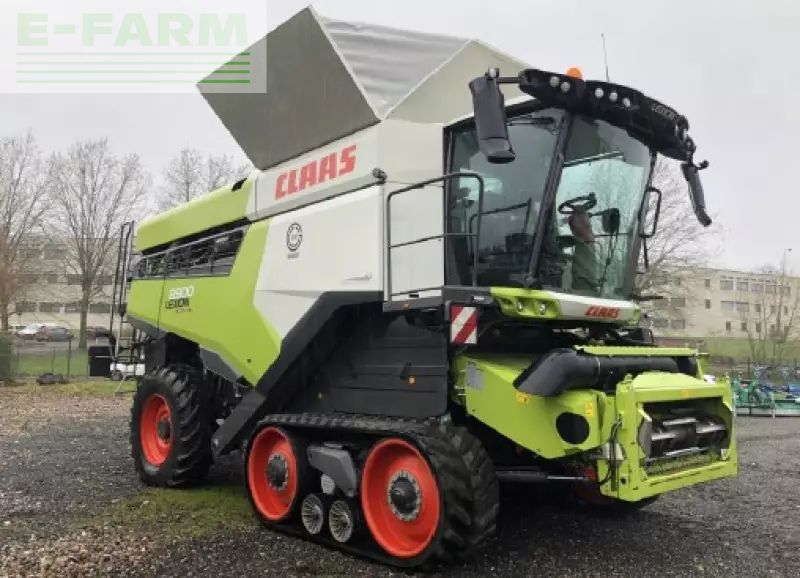 Claas Lexion 8900 Kombajn zbożowy