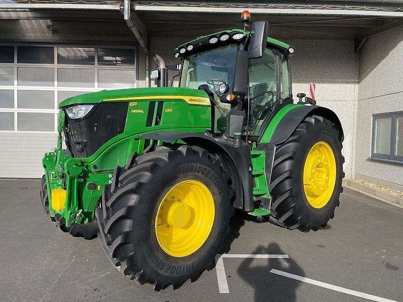 John Deere 6R 250 Tractor €194,000