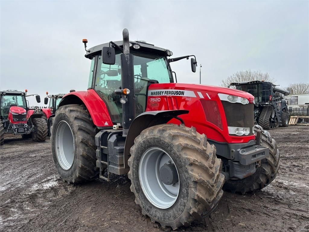Massey Ferguson mf7620 Tracteur 49 886 €