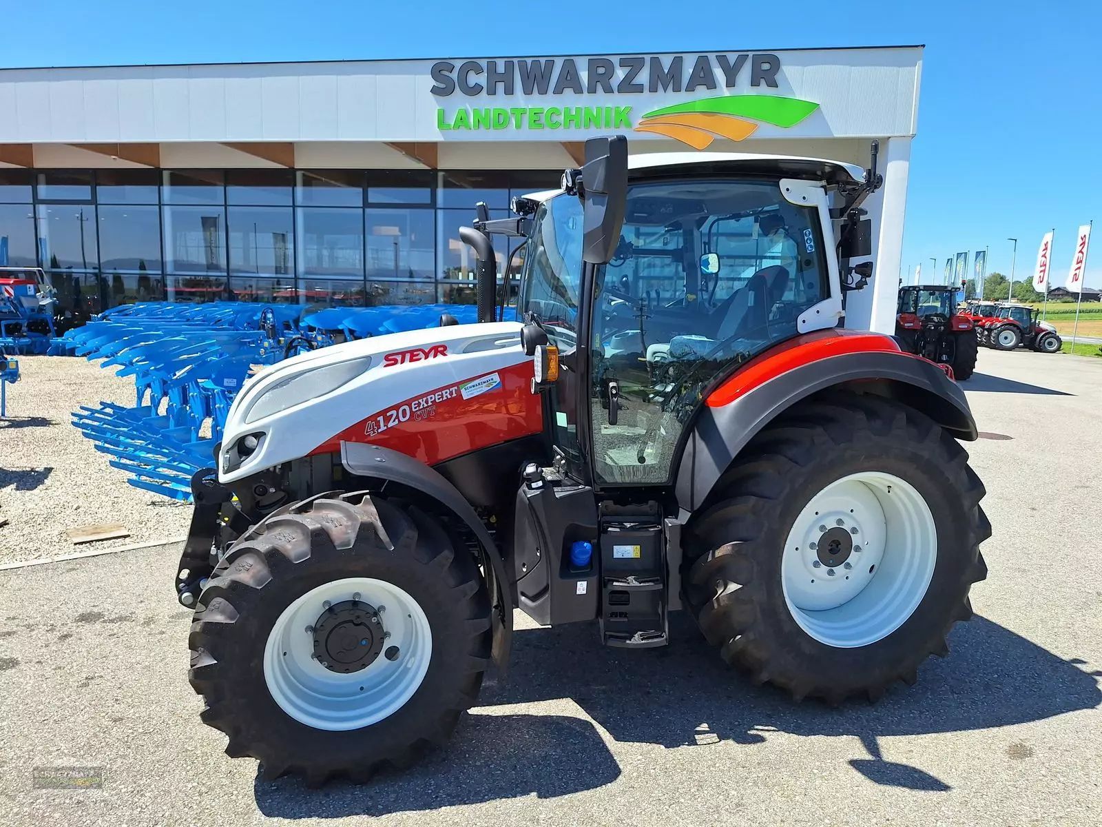 E-FARM: Steyr Expert 4120 CVT - Traktor - id NJL4PTN - Baujahr: 2025 - Motorleistung (PS): 120,Österreich