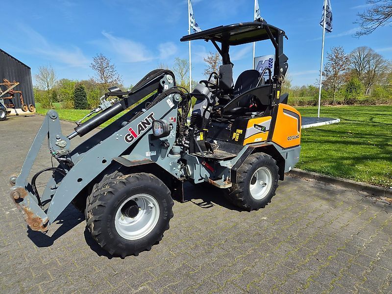 Giant G2700HD Ładowarka kołowa