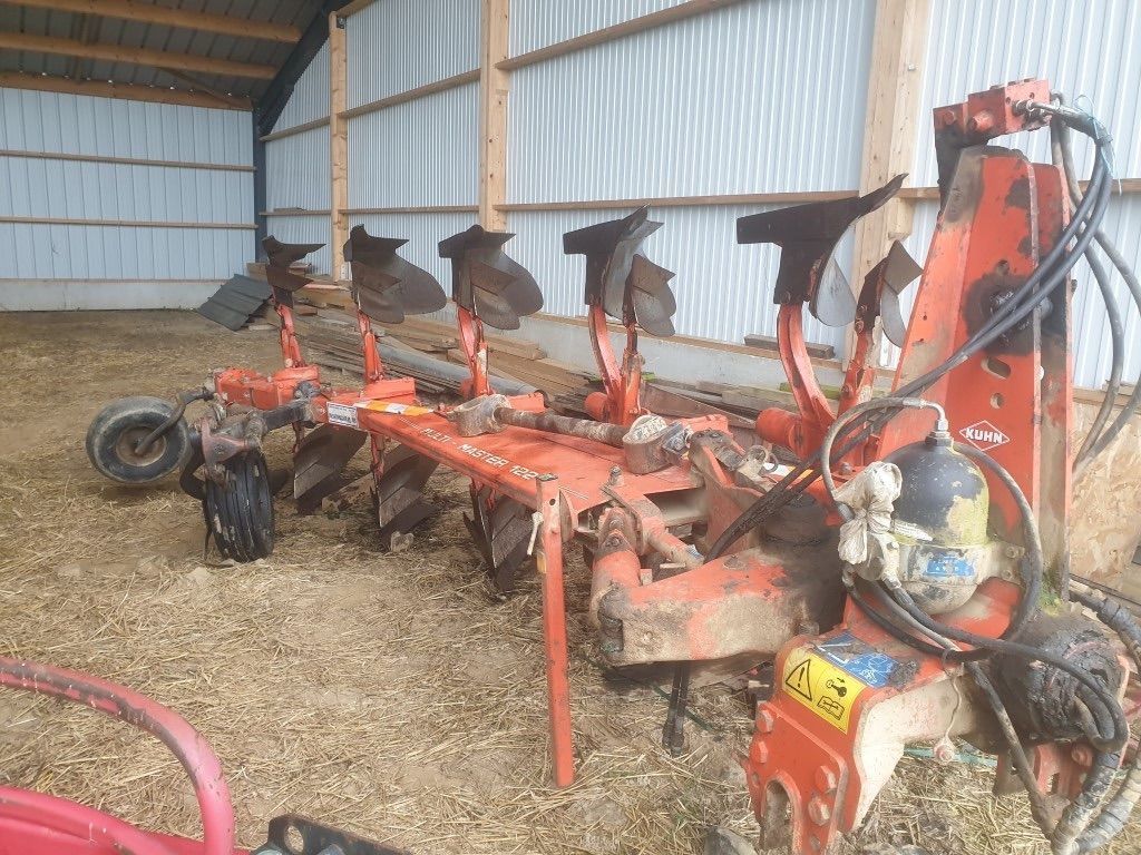 E-FARM: Kuhn multimaster 122 - Plough - id IHQVJKT - €7,500 - Year of construction: 2007 - France
