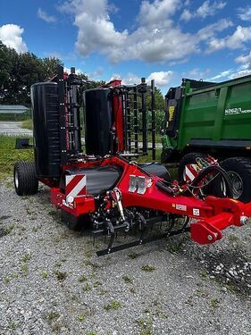 E-FARM: SMS golem 540 glattwalze walze - Presse e rulli - id MCH3LJI - Anno di costruzione: 2025 - Germania