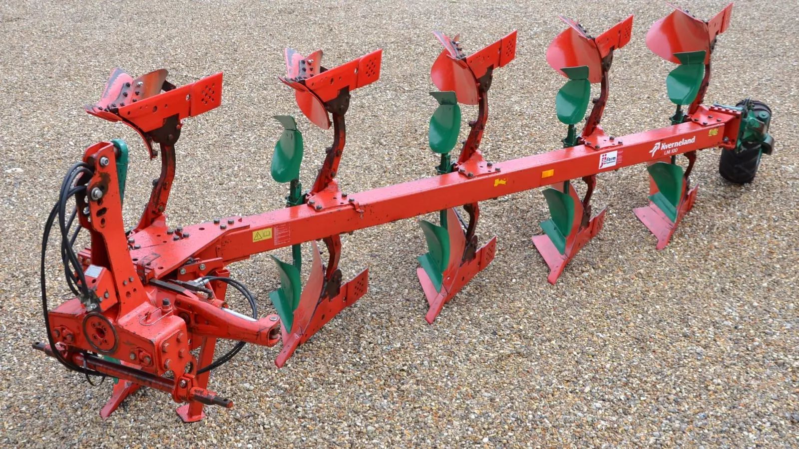 Kverneland lm-100 5 furet 200-9 18" hydr. sideforskydning, fine sliddele Pług 7366 €