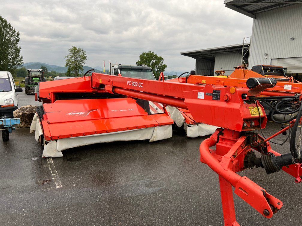 E-FARM: Kuhn FC 303 GC - Faucheuse - id FN1EAMB - 6 500 € - Année: 2013 - France