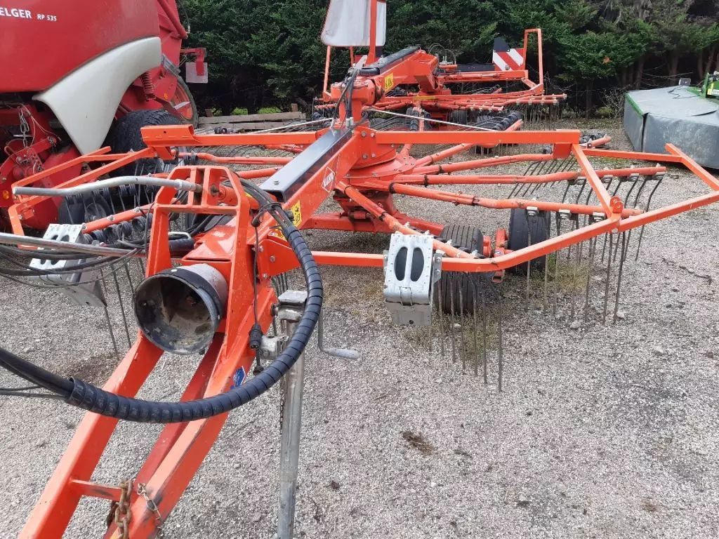 E-FARM: Kuhn GA 7932 - Andaineur - id YHAVRNE - 12 200 € - Année: 2013 - France