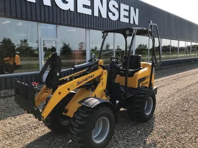 E-FARM: Schäffer 2430 nordic hd - Minilæsser - id DTW8F6S - 39.547 € - Produktionsår: 2023 - Danmark