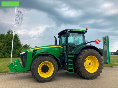 E-FARM: John Deere 8370 R - Tractor - id 4URGQ5R - €150,859 - Year of construction: 2016 - Engine hours: 6,040,Engine power (HP): 503,Denmark