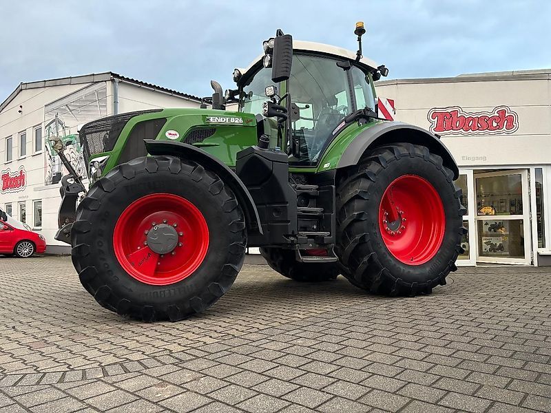 E-FARM: Fendt 828 Vario - Трактор - id SVHRZE7 - 150 000 € - Год выпуска: 2019 - Отработанные часы: 4 299,Мощьность двигателя: 260,Германия