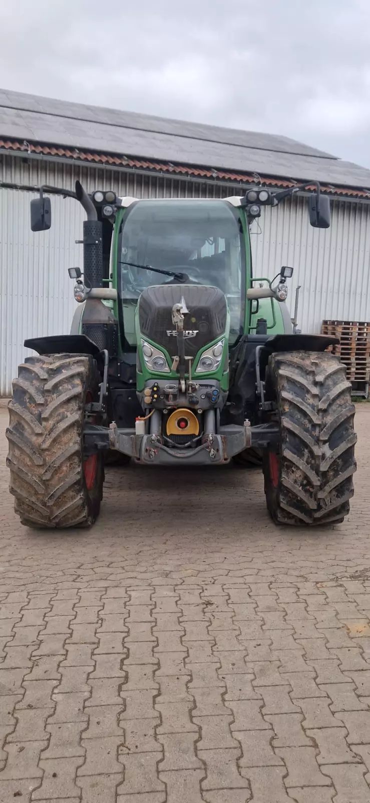 Fendt 718 Vario Traktor 69.900 €