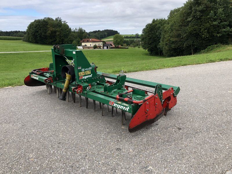 E-FARM: Regent kse 3000 - Disc harrow - id EL9SHWG - €4,336 - Year of construction: 2000 - Austria