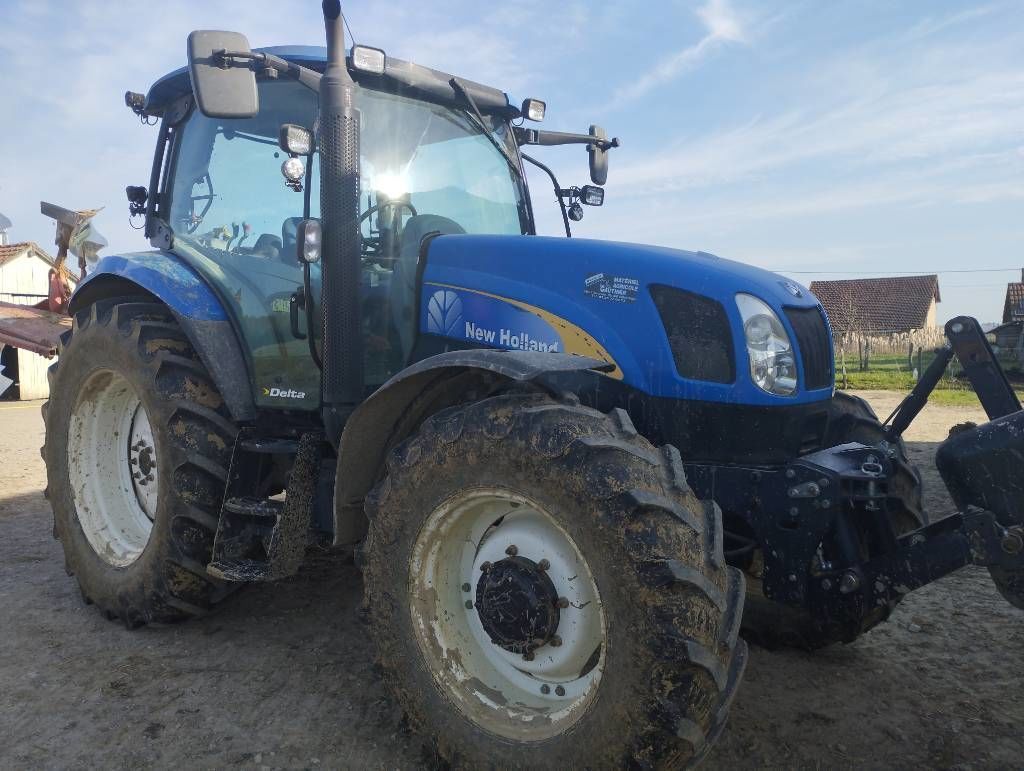 E-FARM: New Holland T6030 Delta - Tractor - id NBNNMCG - 28.000 € - Año: 2008 - Horas: 7500,Potencia del motor: 125,Francia