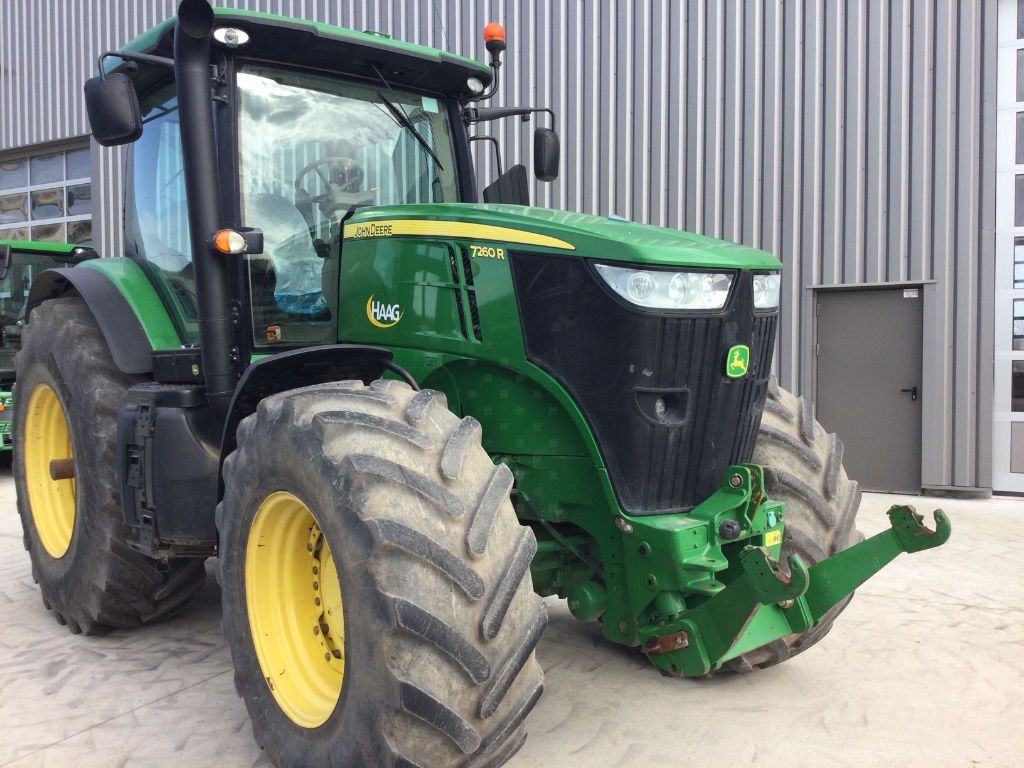 E-FARM: John Deere 7260 R - Trattore - id KSKXSTW - 87.500 € - Anno di costruzione: 2012 - Ore: 4.951,Potenza del motore: 260,Francia