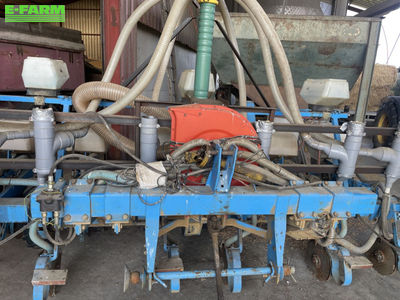 E-FARM: Monosem ng plus - Precision drill - id Q7MPZGF - €7,000 - Year of construction: 1997 - France