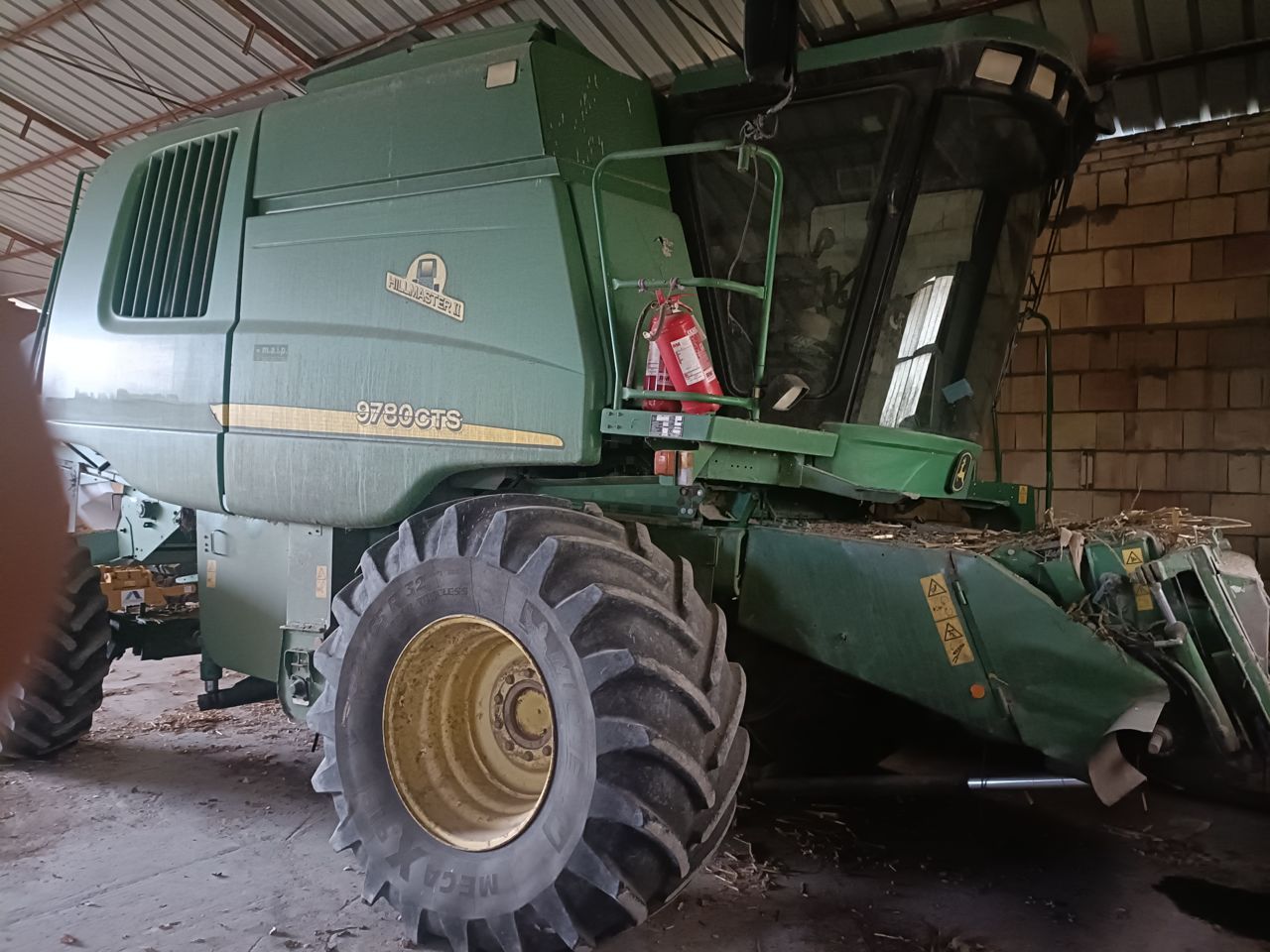 E-FARM: John Deere 9780 CTS - Cosechadora - id IK6P8IG - 42.000 € - Año: 2002 - Horas: 4513,Italia