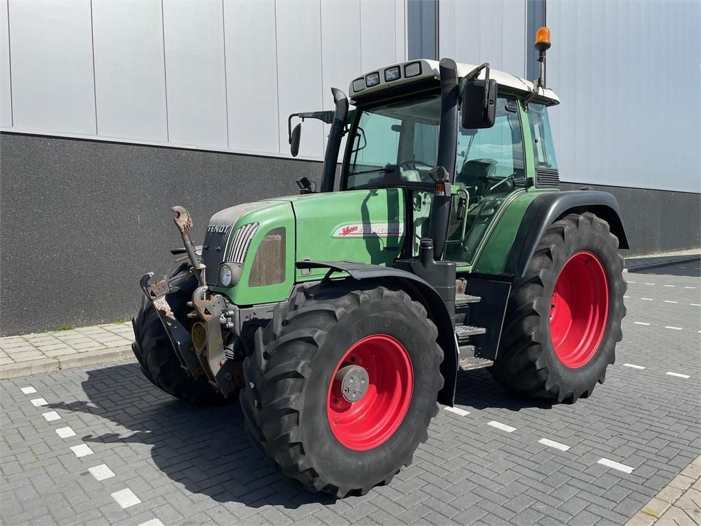 Fendt 411 Vario Traktor 36 500 €