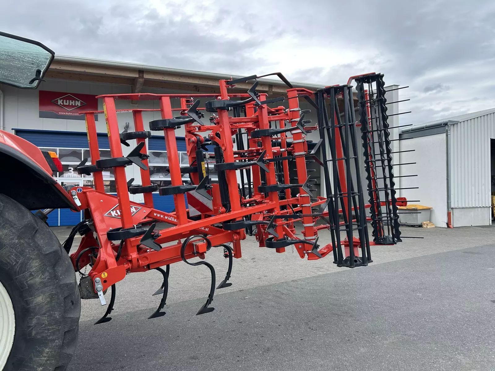 Kuhn Prolander 400 R Cultivator €16,583