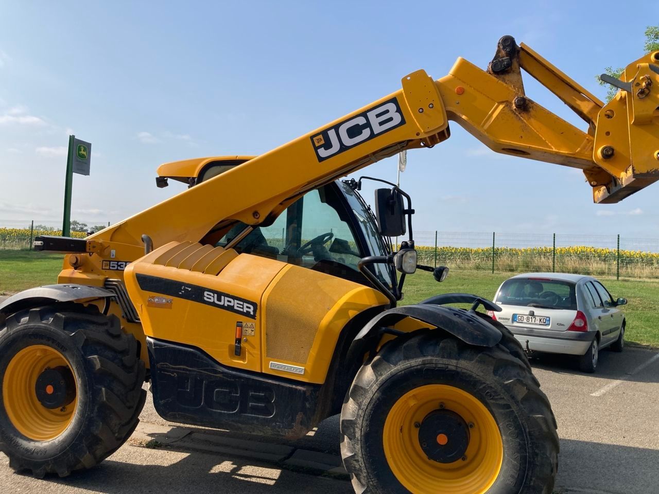 E-FARM: JCB 538-60 agrisuper - Chargeur télescopique  - id AXGNCLY - 63 000 € - Année: 2019 - Lecture du nombre d'heure: 2 750,France