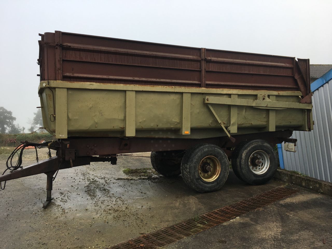 E-FARM: leboulch - Benne - id 1X8CBCJ - 13 500 € - Année: 1988 - France