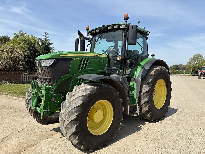 E-FARM: John Deere 6195 R - Tractor - id 7QVTCAP - €69,070 - Year of construction: 2018 - Engine hours: 6,512,Engine power (HP): 182,United Kingdom