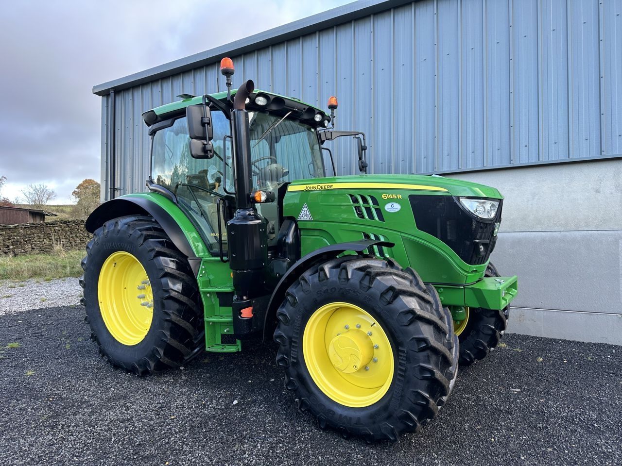 John Deere 6145 R Tractor €76,549