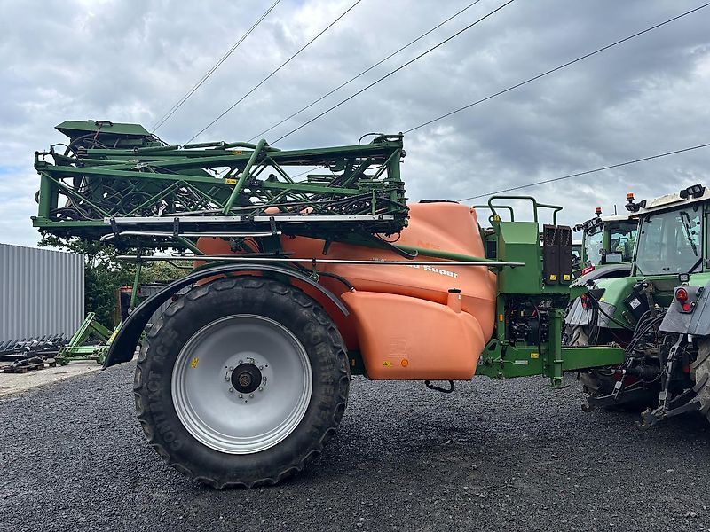 E-FARM: Amazone ux 4200 super - Pulvérisateur - id TRHIYGB - 22 500 € - Année: 2009 - Allemagne