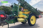 John Deere 832 sprayers €15,950